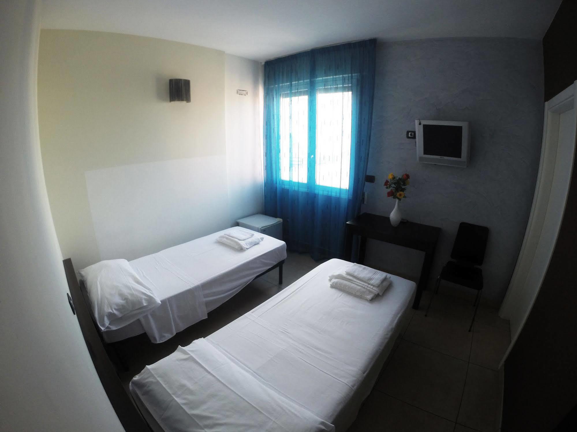 B&B Via Gallipoli Алеціо Екстер'єр фото