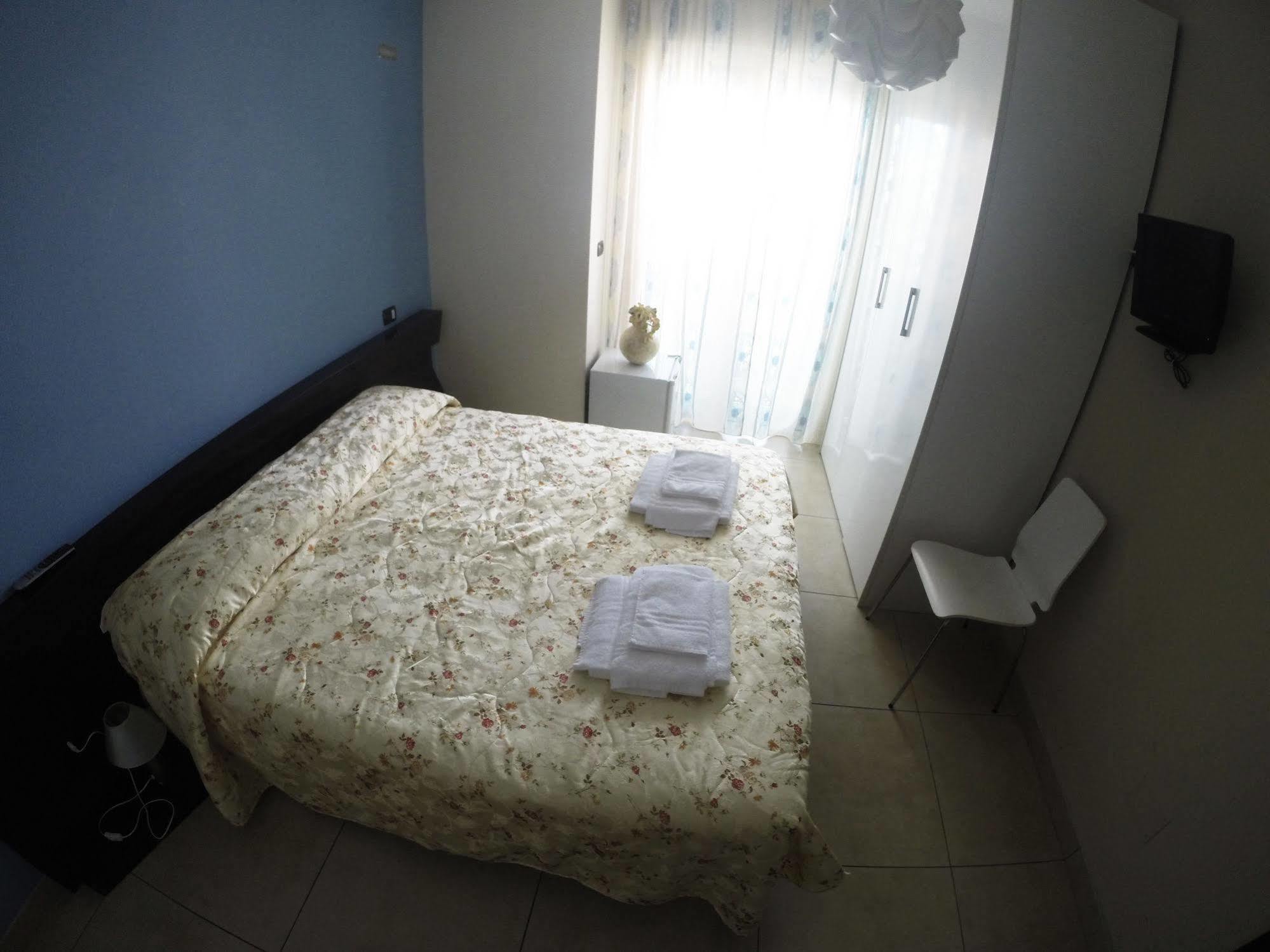 B&B Via Gallipoli Алеціо Екстер'єр фото